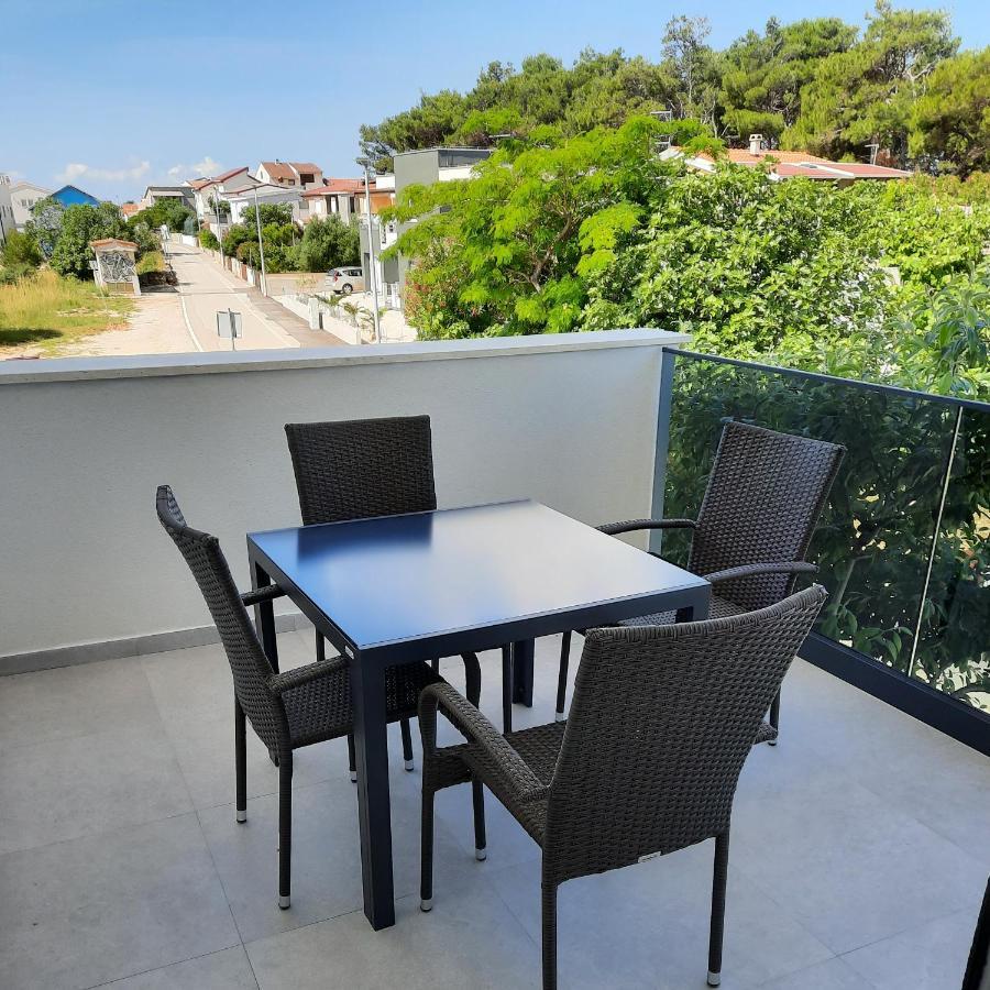 Apartments Matkovic Vir Exterior foto